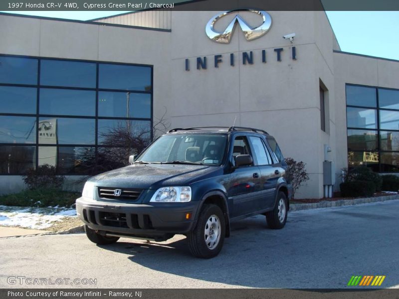 Cypress Green Pearl / Charcoal 1997 Honda CR-V 4WD