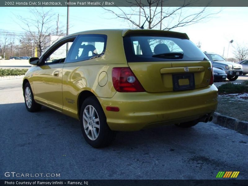 Yellow Pearl Metallic / Black 2002 Honda Civic Si Hatchback