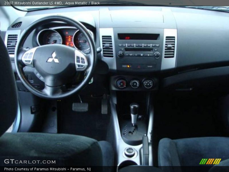 Aqua Metallic / Black 2007 Mitsubishi Outlander LS 4WD