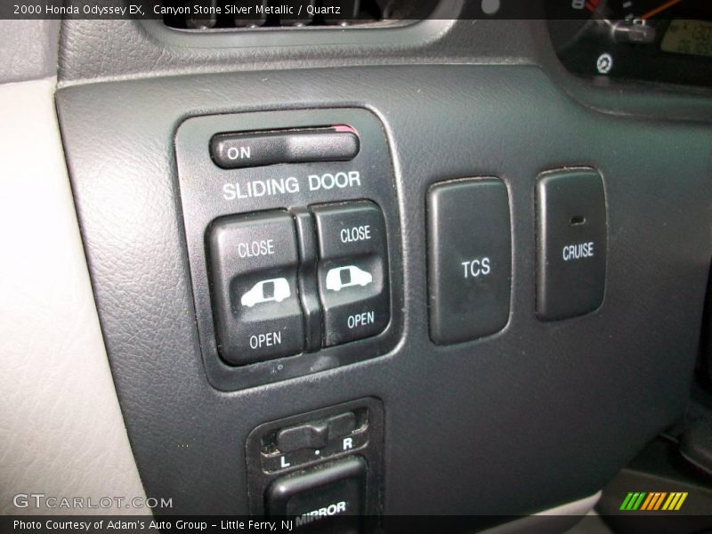 Canyon Stone Silver Metallic / Quartz 2000 Honda Odyssey EX
