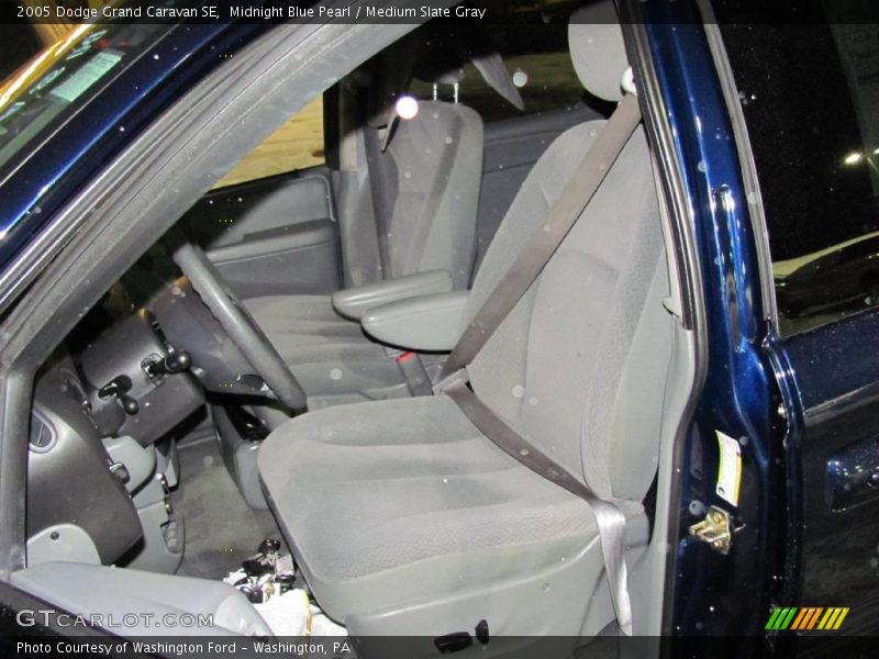Midnight Blue Pearl / Medium Slate Gray 2005 Dodge Grand Caravan SE