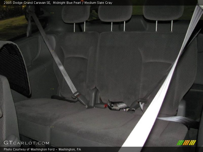Midnight Blue Pearl / Medium Slate Gray 2005 Dodge Grand Caravan SE
