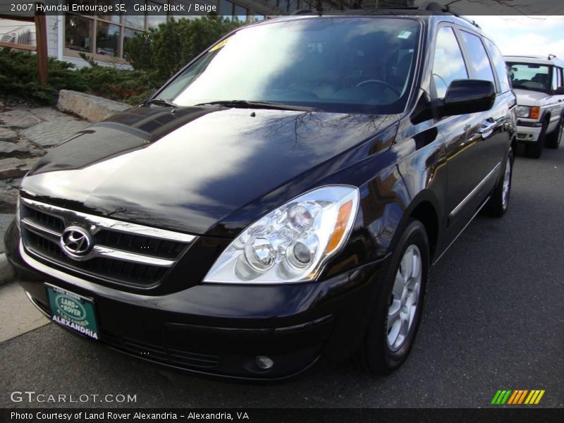 Galaxy Black / Beige 2007 Hyundai Entourage SE