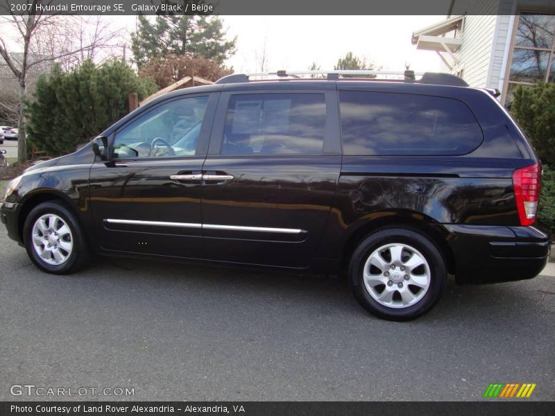 Galaxy Black / Beige 2007 Hyundai Entourage SE