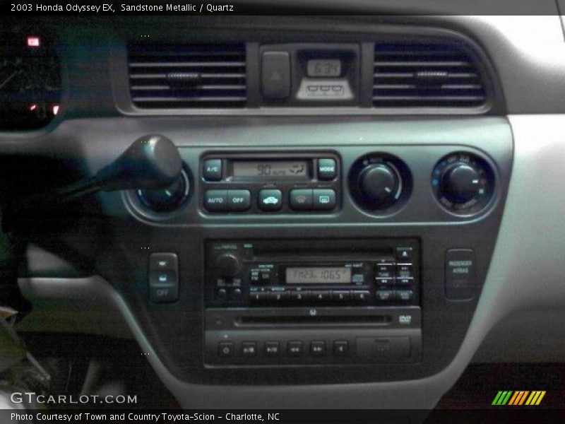 Sandstone Metallic / Quartz 2003 Honda Odyssey EX