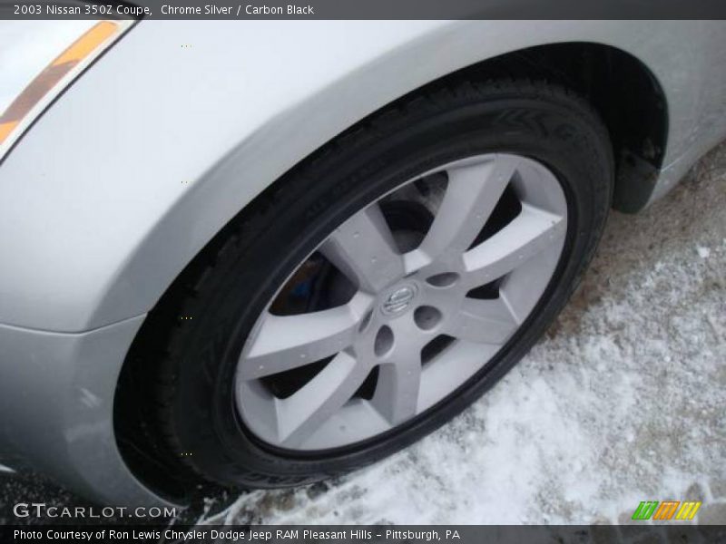 Chrome Silver / Carbon Black 2003 Nissan 350Z Coupe