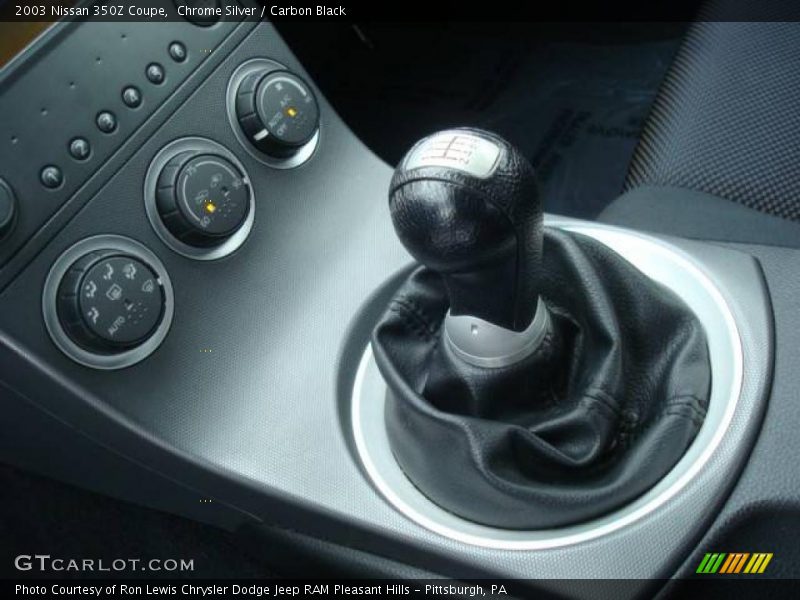 Chrome Silver / Carbon Black 2003 Nissan 350Z Coupe