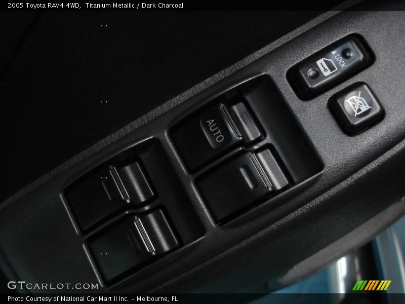 Titanium Metallic / Dark Charcoal 2005 Toyota RAV4 4WD