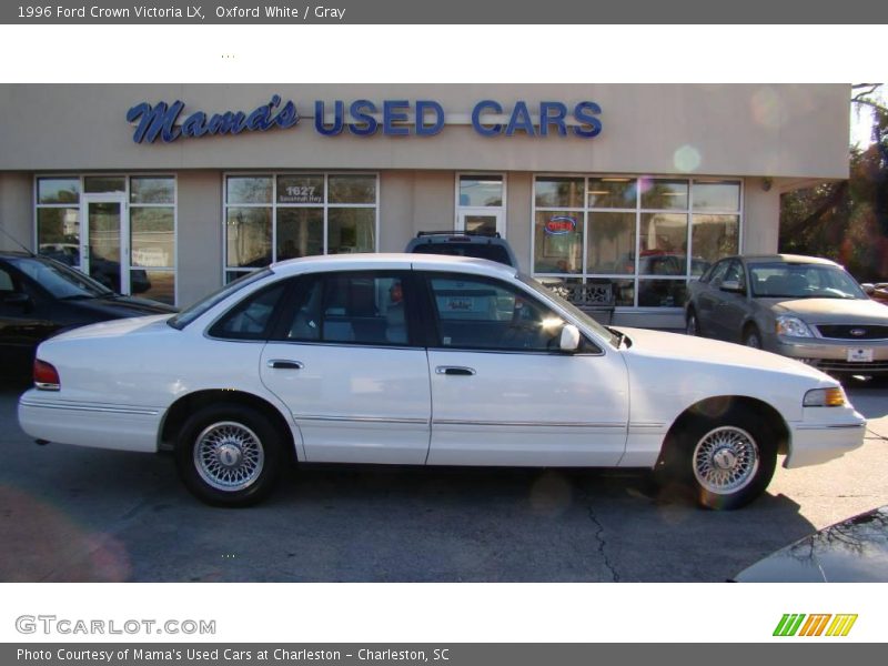 Oxford White / Gray 1996 Ford Crown Victoria LX