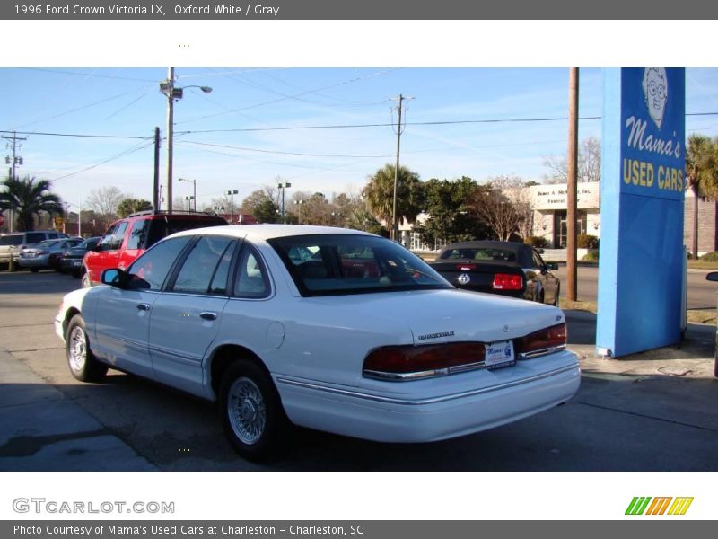 Oxford White / Gray 1996 Ford Crown Victoria LX