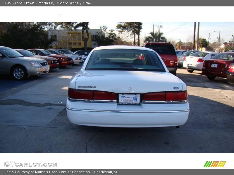 Oxford White / Gray 1996 Ford Crown Victoria LX