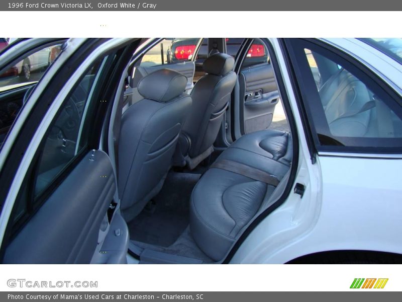 Oxford White / Gray 1996 Ford Crown Victoria LX
