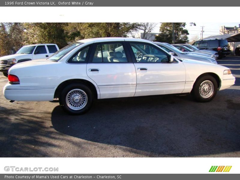 Oxford White / Gray 1996 Ford Crown Victoria LX
