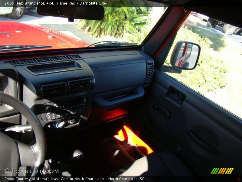 Flame Red / Dark Slate Gray 2006 Jeep Wrangler SE 4x4
