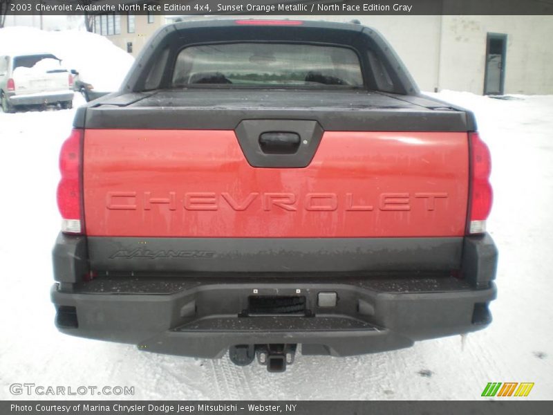 Sunset Orange Metallic / North Face Edition Gray 2003 Chevrolet Avalanche North Face Edition 4x4