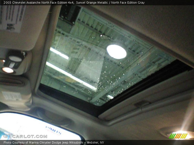 Sunset Orange Metallic / North Face Edition Gray 2003 Chevrolet Avalanche North Face Edition 4x4