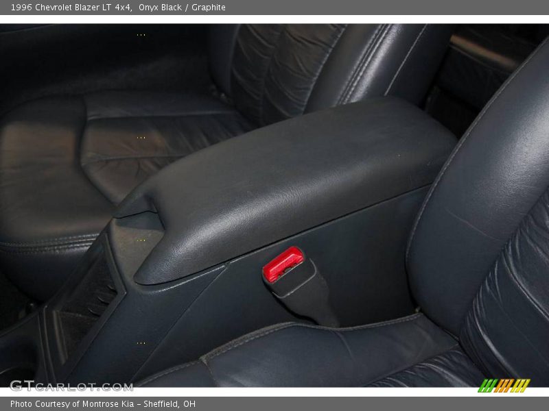 Onyx Black / Graphite 1996 Chevrolet Blazer LT 4x4