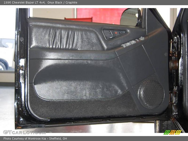 Onyx Black / Graphite 1996 Chevrolet Blazer LT 4x4