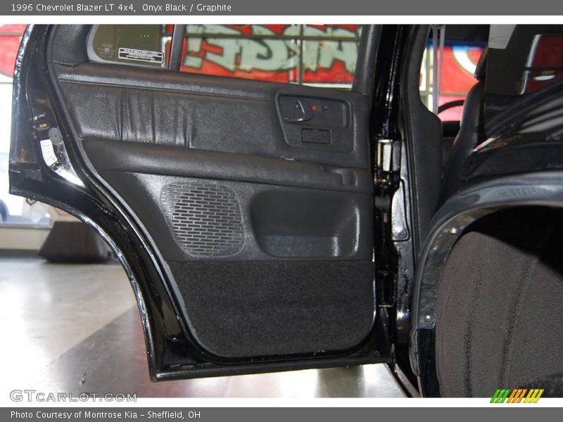 Onyx Black / Graphite 1996 Chevrolet Blazer LT 4x4