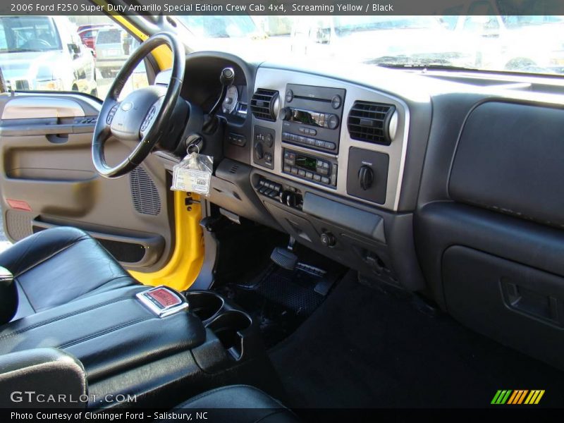 Screaming Yellow / Black 2006 Ford F250 Super Duty Amarillo Special Edition Crew Cab 4x4