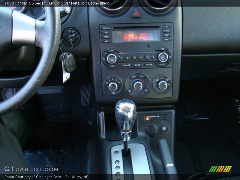 Liquid Silver Metallic / Ebony Black 2008 Pontiac G6 Sedan