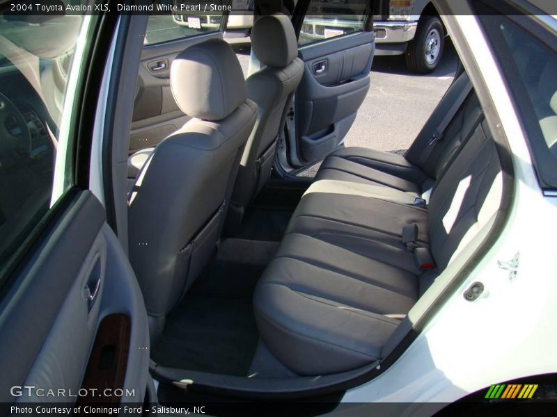 Diamond White Pearl / Stone 2004 Toyota Avalon XLS