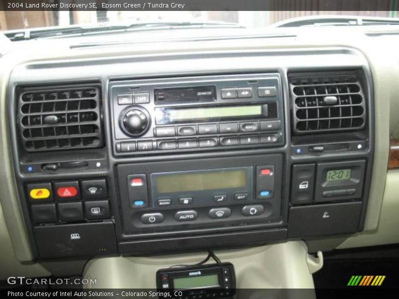 Epsom Green / Tundra Grey 2004 Land Rover Discovery SE