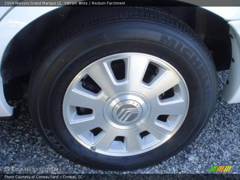 Vibrant White / Medium Parchment 2004 Mercury Grand Marquis LS
