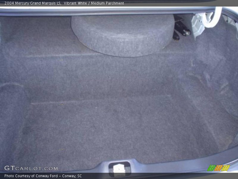 Vibrant White / Medium Parchment 2004 Mercury Grand Marquis LS