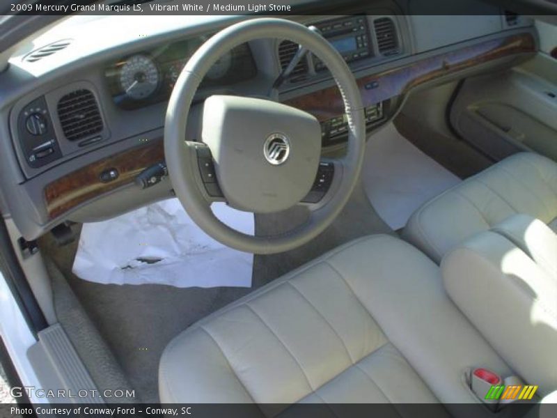 Vibrant White / Medium Light Stone 2009 Mercury Grand Marquis LS