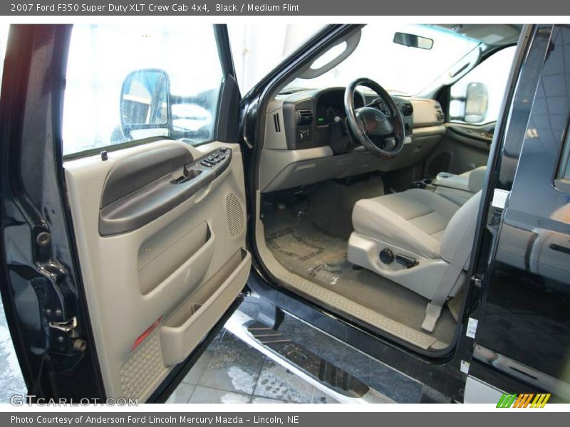 Black / Medium Flint 2007 Ford F350 Super Duty XLT Crew Cab 4x4