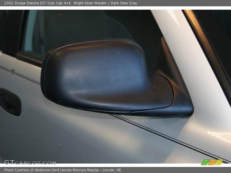 Bright Silver Metallic / Dark Slate Gray 2002 Dodge Dakota SXT Club Cab 4x4