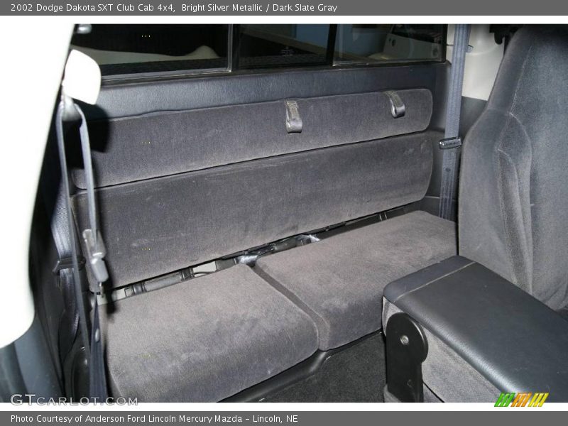 Bright Silver Metallic / Dark Slate Gray 2002 Dodge Dakota SXT Club Cab 4x4