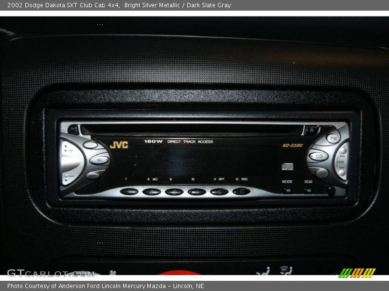 Bright Silver Metallic / Dark Slate Gray 2002 Dodge Dakota SXT Club Cab 4x4