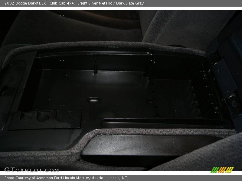 Bright Silver Metallic / Dark Slate Gray 2002 Dodge Dakota SXT Club Cab 4x4