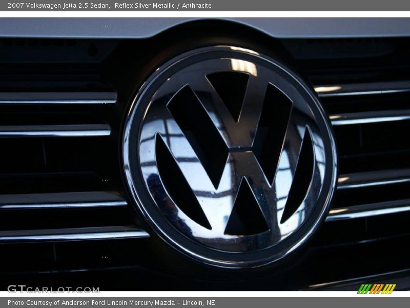 Reflex Silver Metallic / Anthracite 2007 Volkswagen Jetta 2.5 Sedan