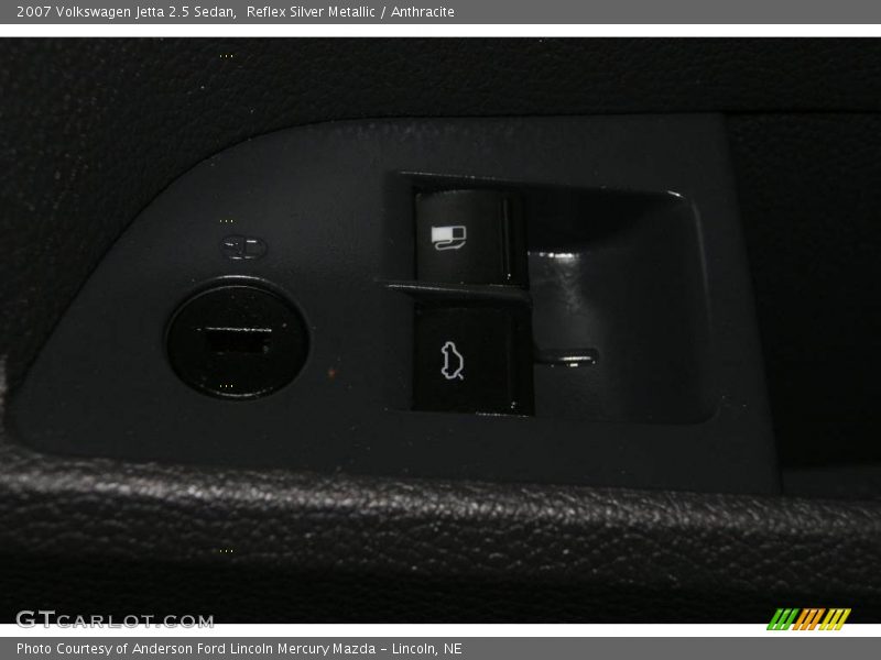 Reflex Silver Metallic / Anthracite 2007 Volkswagen Jetta 2.5 Sedan