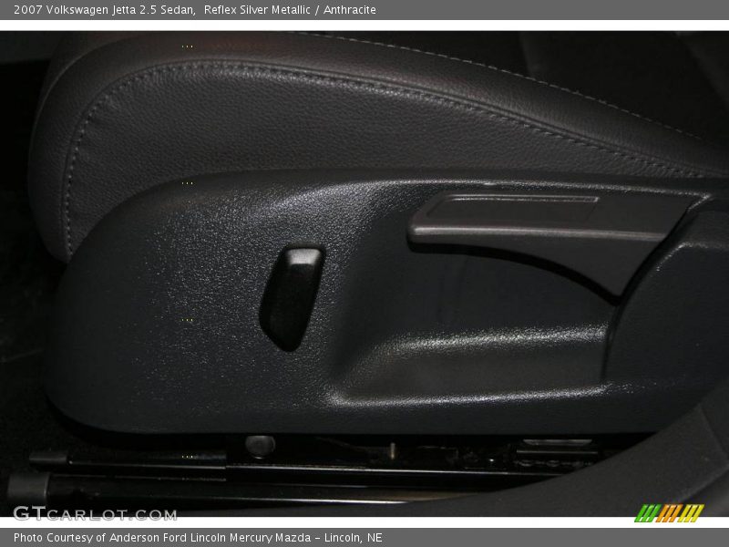 Reflex Silver Metallic / Anthracite 2007 Volkswagen Jetta 2.5 Sedan