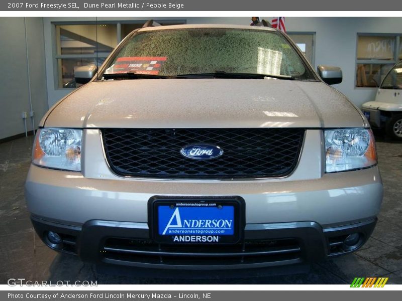 Dune Pearl Metallic / Pebble Beige 2007 Ford Freestyle SEL