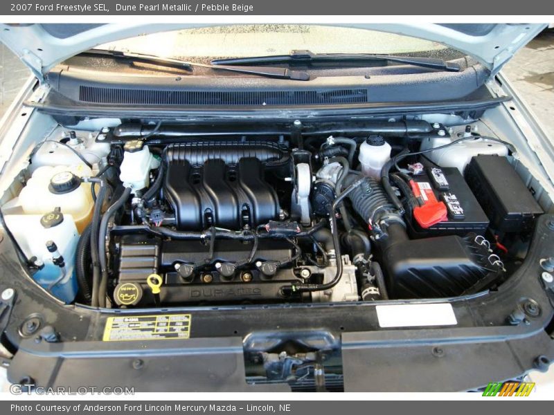 Dune Pearl Metallic / Pebble Beige 2007 Ford Freestyle SEL