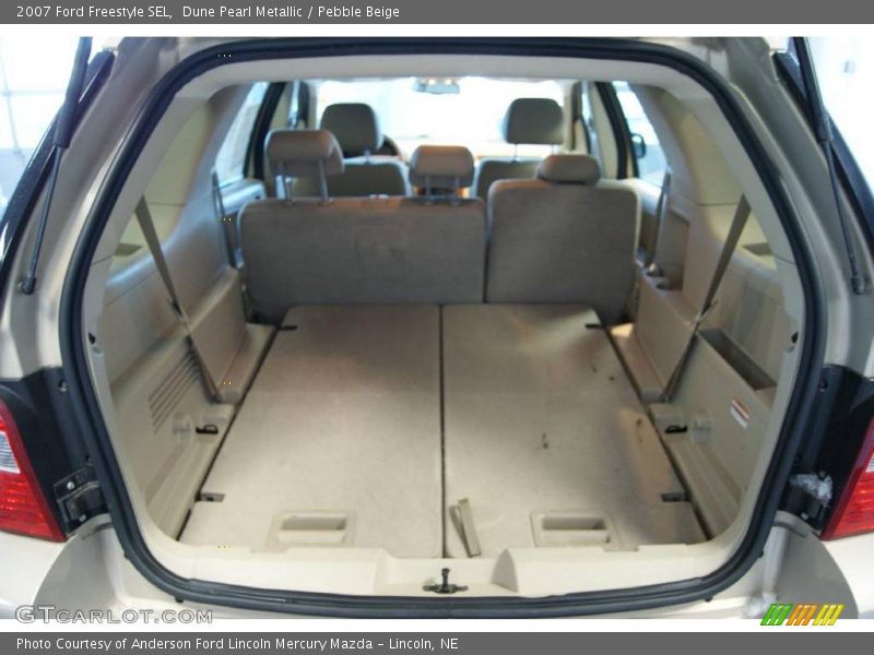 Dune Pearl Metallic / Pebble Beige 2007 Ford Freestyle SEL