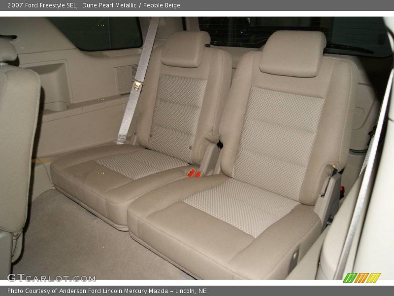 Dune Pearl Metallic / Pebble Beige 2007 Ford Freestyle SEL