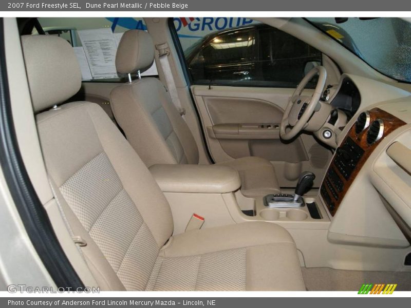 Dune Pearl Metallic / Pebble Beige 2007 Ford Freestyle SEL