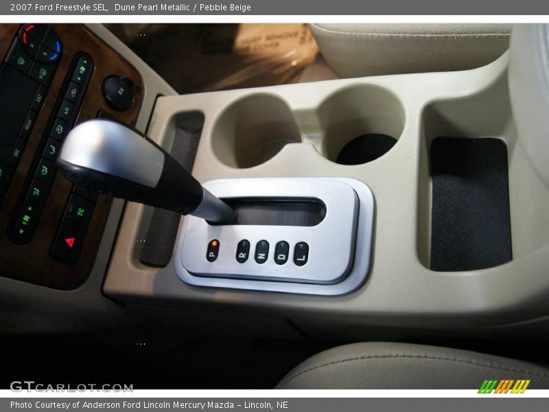 Dune Pearl Metallic / Pebble Beige 2007 Ford Freestyle SEL