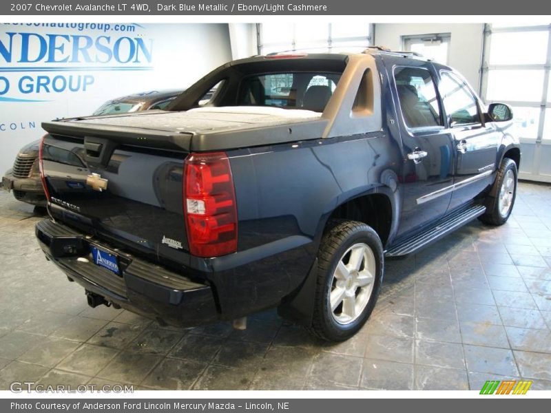 Dark Blue Metallic / Ebony/Light Cashmere 2007 Chevrolet Avalanche LT 4WD