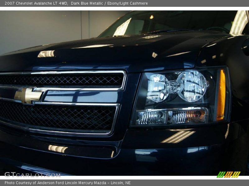 Dark Blue Metallic / Ebony/Light Cashmere 2007 Chevrolet Avalanche LT 4WD