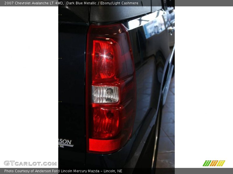 Dark Blue Metallic / Ebony/Light Cashmere 2007 Chevrolet Avalanche LT 4WD