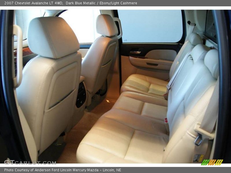 Dark Blue Metallic / Ebony/Light Cashmere 2007 Chevrolet Avalanche LT 4WD