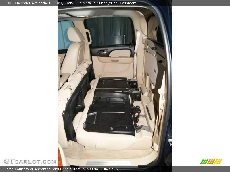 Dark Blue Metallic / Ebony/Light Cashmere 2007 Chevrolet Avalanche LT 4WD