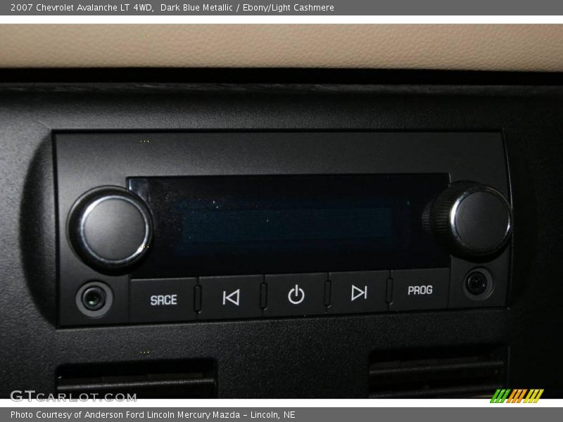 Dark Blue Metallic / Ebony/Light Cashmere 2007 Chevrolet Avalanche LT 4WD